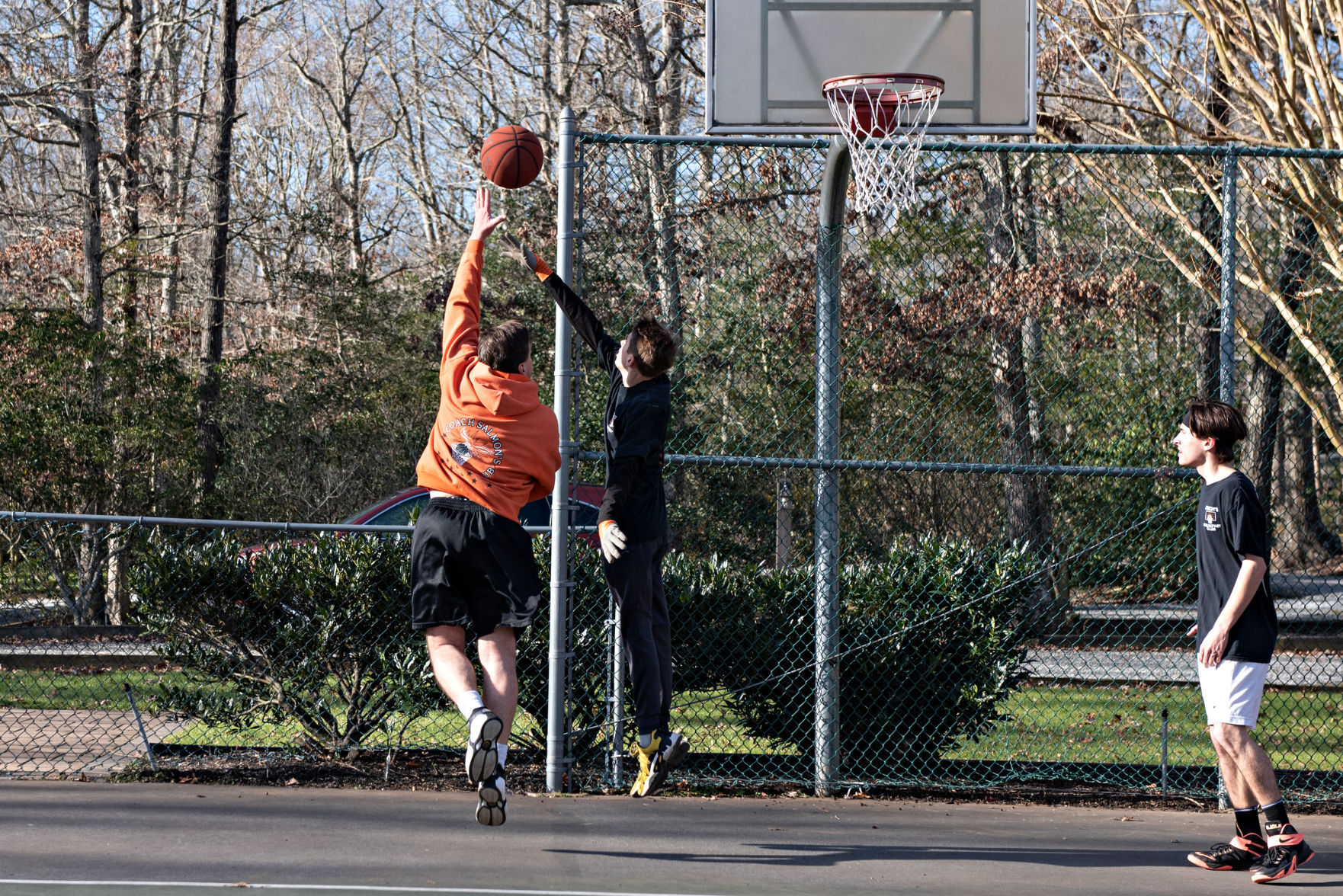010321_nws_50hoopsclub